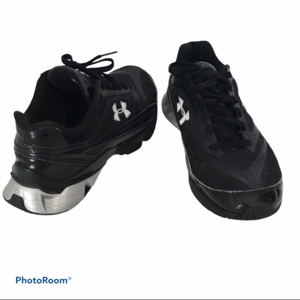 Underarmour men’s sneakers 7 Y BGS Quick TRNR